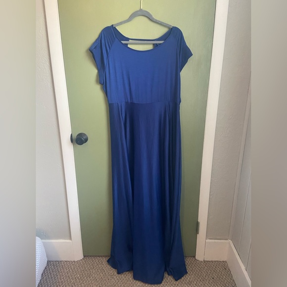 Dark Blue Washable Silk Gown - Amanda Laird Cherry - US Size 12 - Picture 5 of 5